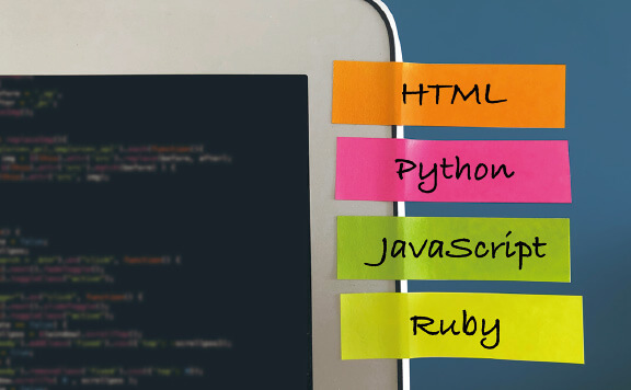 C言語／JAVA／PHP／Python